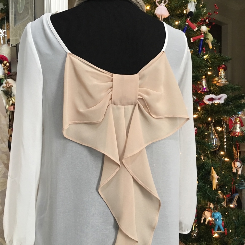 Simple elegance in a Blouse!